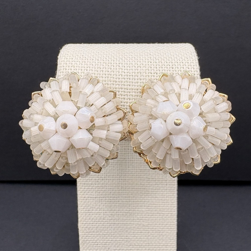Vintage Vendome White‎ Cluster Beaded Floral Clip On Earrings Gold Tone MCM